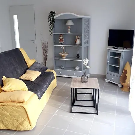 Maison Charmante Avec Jardin Et Terrasse A * Pujaut