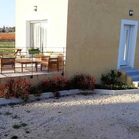 Maison Charmante Avec Jardin Et Terrasse A Prázdninový dům *