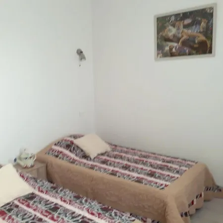 Maison Charmante Avec Jardin Et Terrasse A Prázdninový dům Pujaut